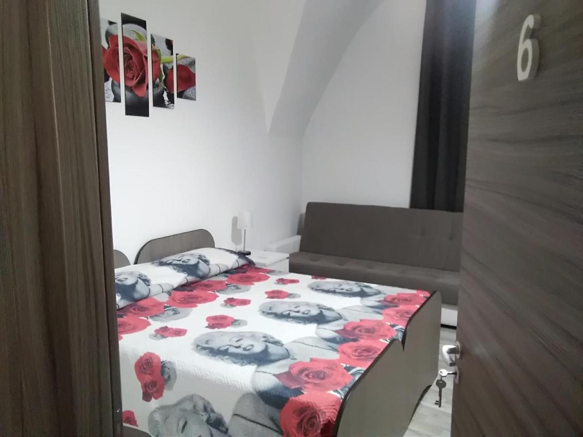 Mary Affittacamere Comiso Dış mekan fotoğraf