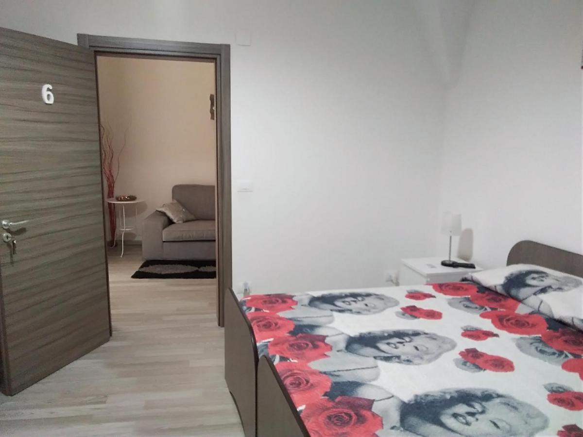 Mary Affittacamere Comiso Dış mekan fotoğraf