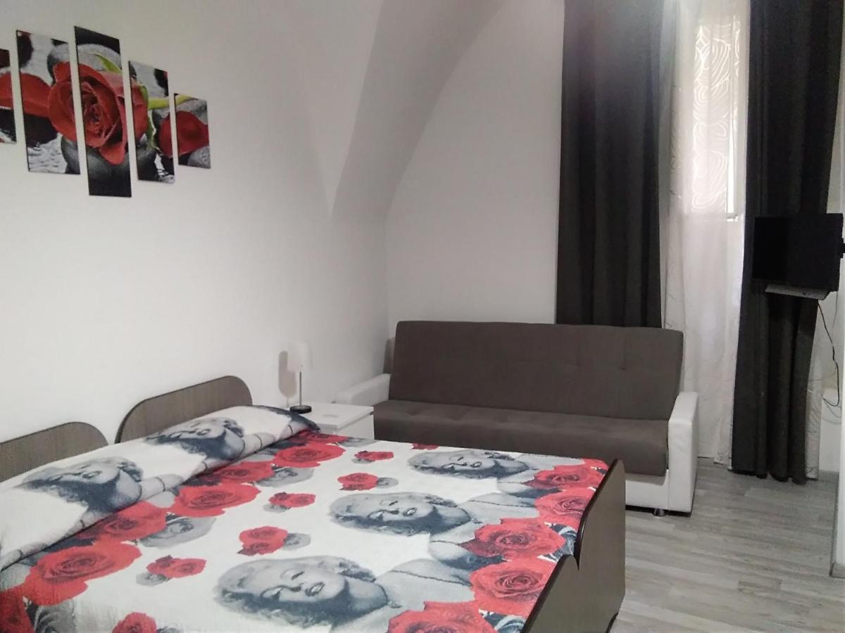 Mary Affittacamere Comiso Dış mekan fotoğraf
