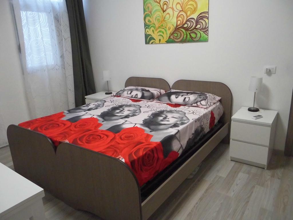 Mary Affittacamere Comiso Dış mekan fotoğraf